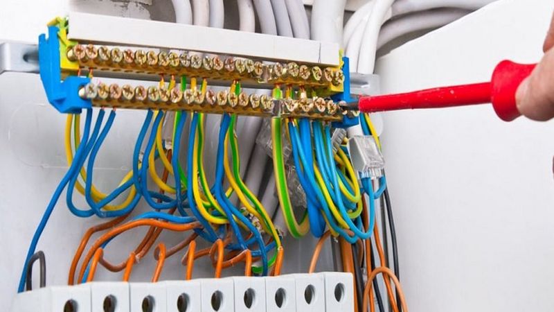 Mersin Elektrik Tesisat İşleri - Akdeniz Ferhat Elektrik